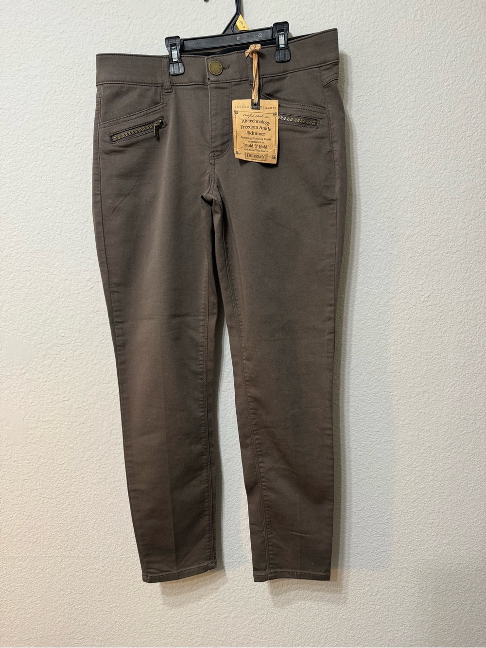 Democracy Women's Olive Brown Skinny Jeans